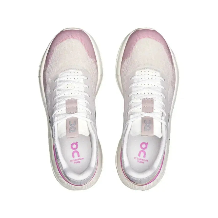 Cloudnova Form 2 Smooth Comfort. Sleek Everyday Style
