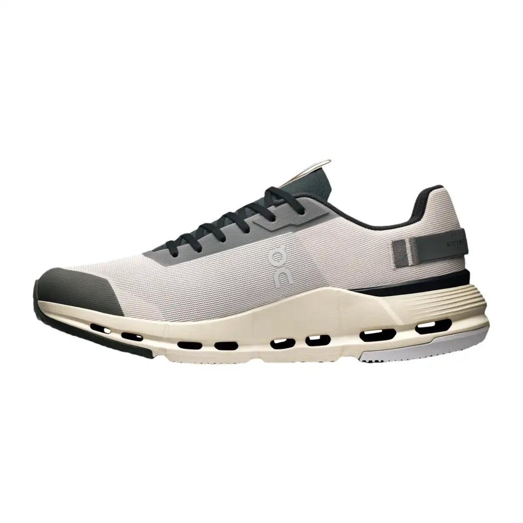 Cloudnova Form 2 Smooth Comfort. Sleek Everyday Style