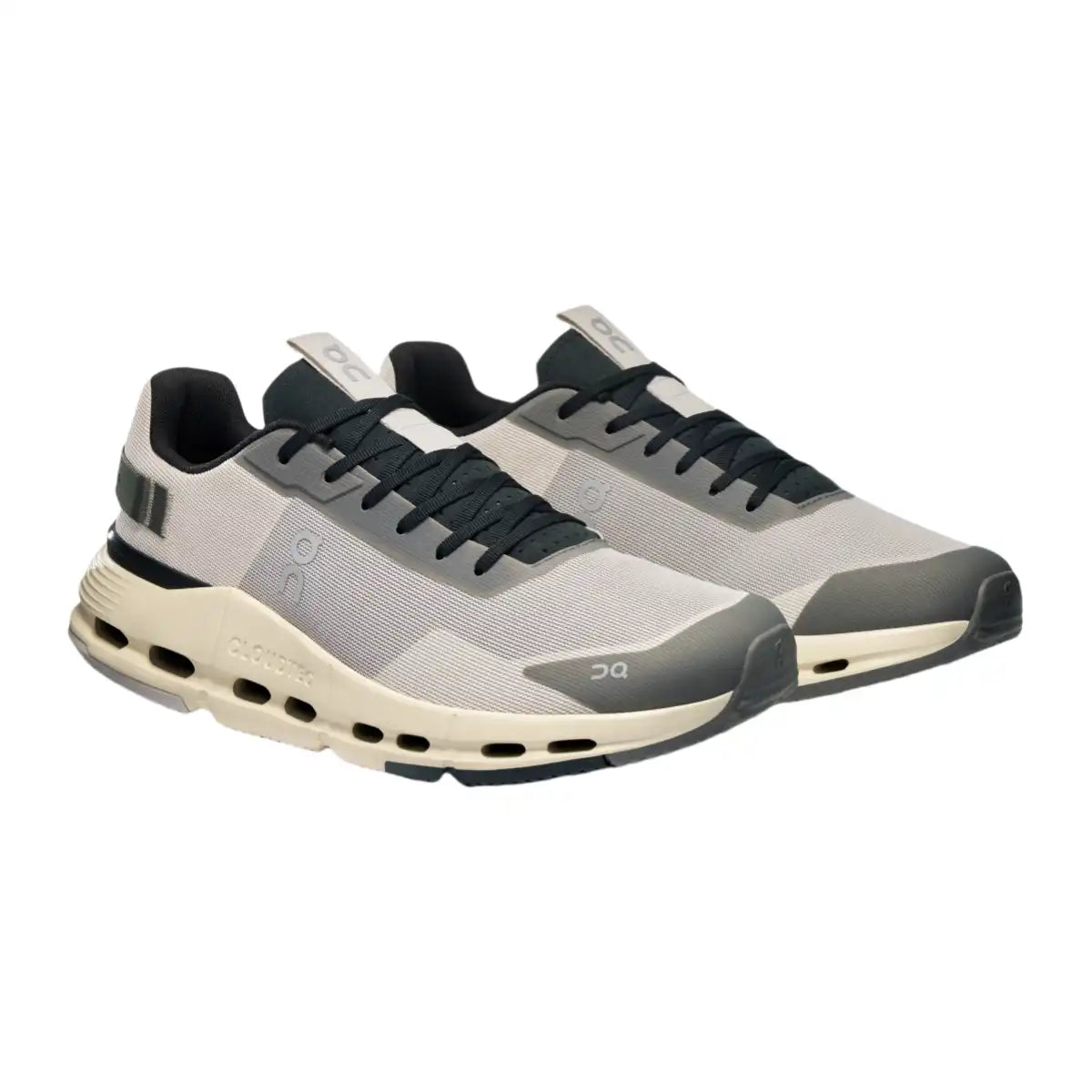 Cloudnova Form 2 Smooth Comfort. Sleek Everyday Style
