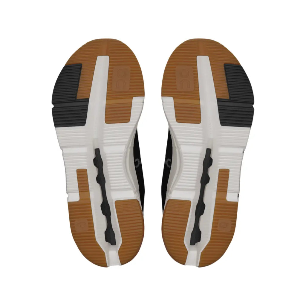 Cloudnova Form 2 Smooth Comfort. Sleek Everyday Style