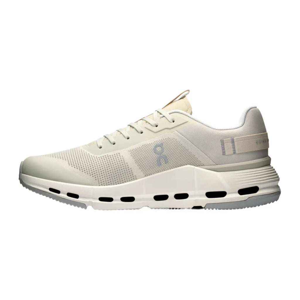 Cloudnova Form 2 Smooth Comfort. Sleek Everyday Style