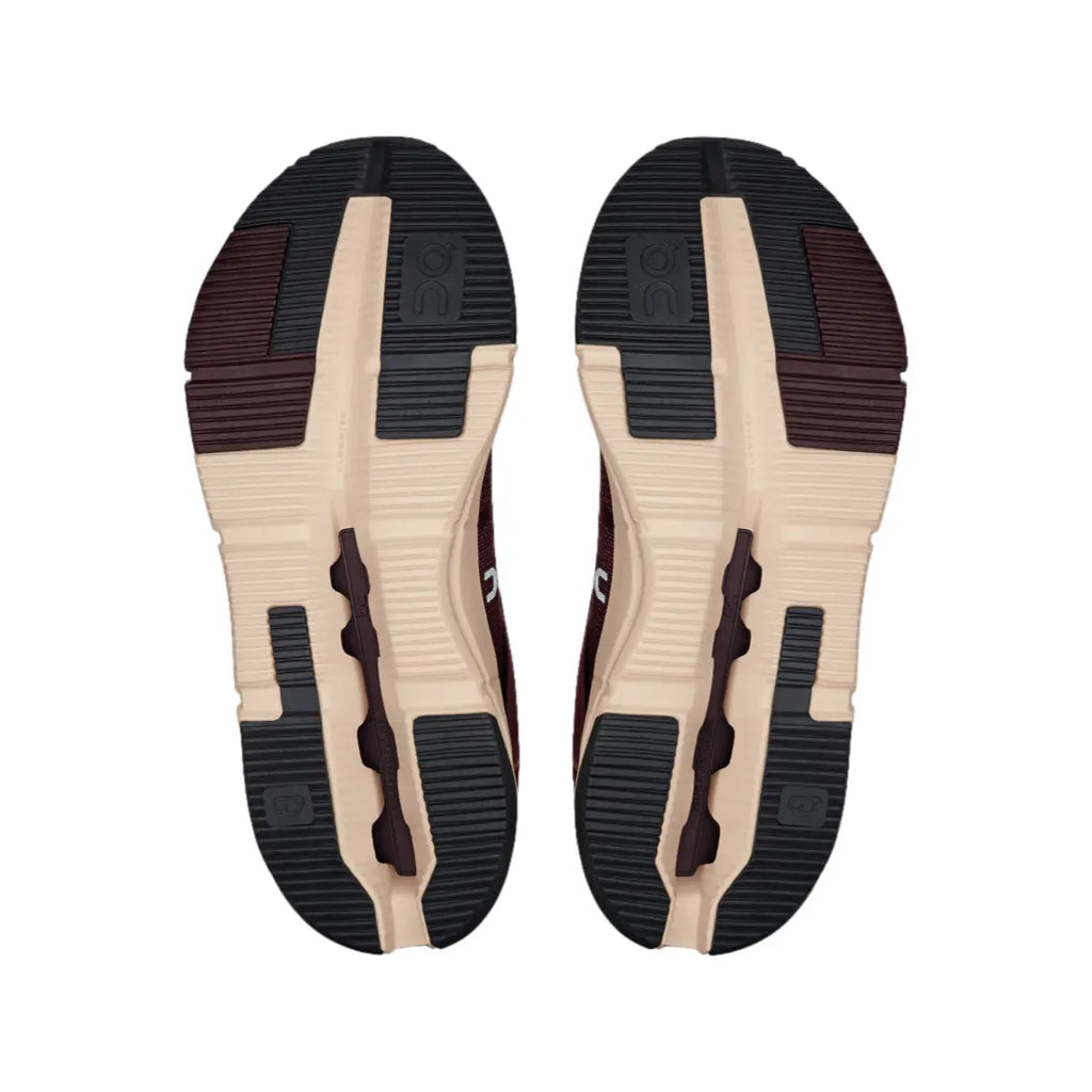 Cloudnova Form 2 Smooth Comfort. Sleek Everyday Style