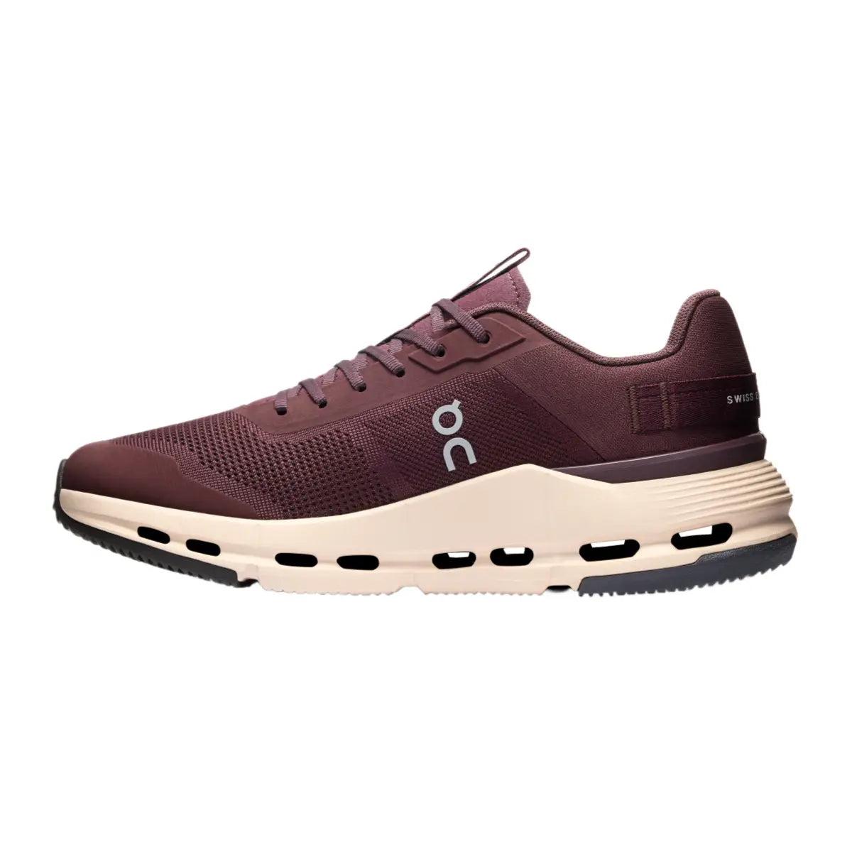 Cloudnova Form 2 Smooth Comfort. Sleek Everyday Style