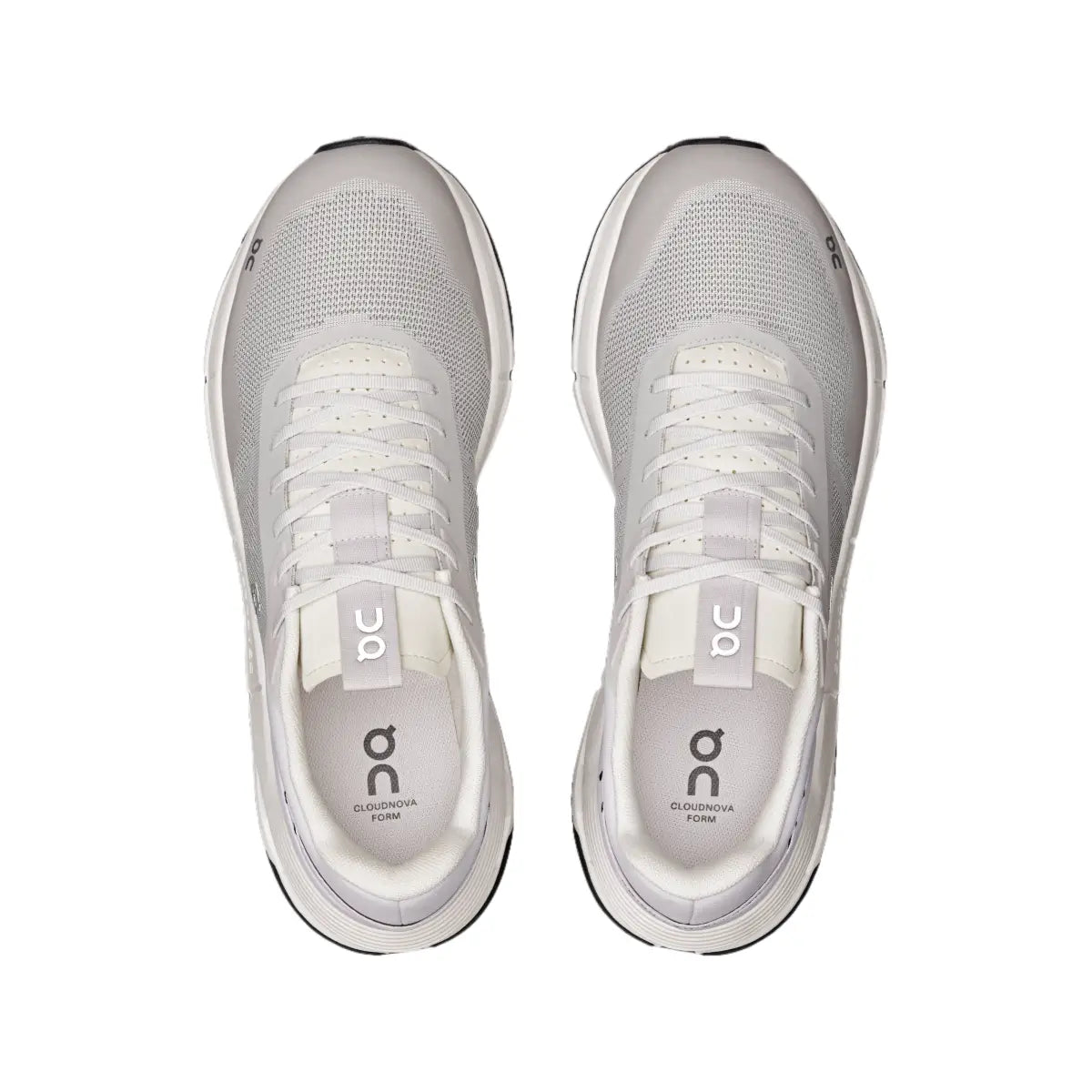Cloudnova Form 2 Smooth Comfort. Sleek Everyday Style