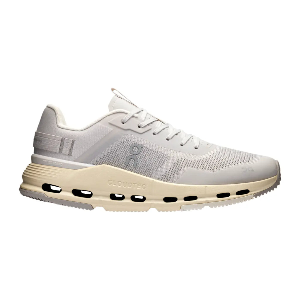 Cloudnova Form 2 Smooth Comfort. Sleek Everyday Style