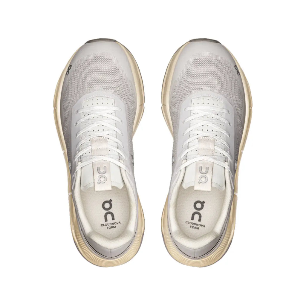 Cloudnova Form 2 Smooth Comfort. Sleek Everyday Style