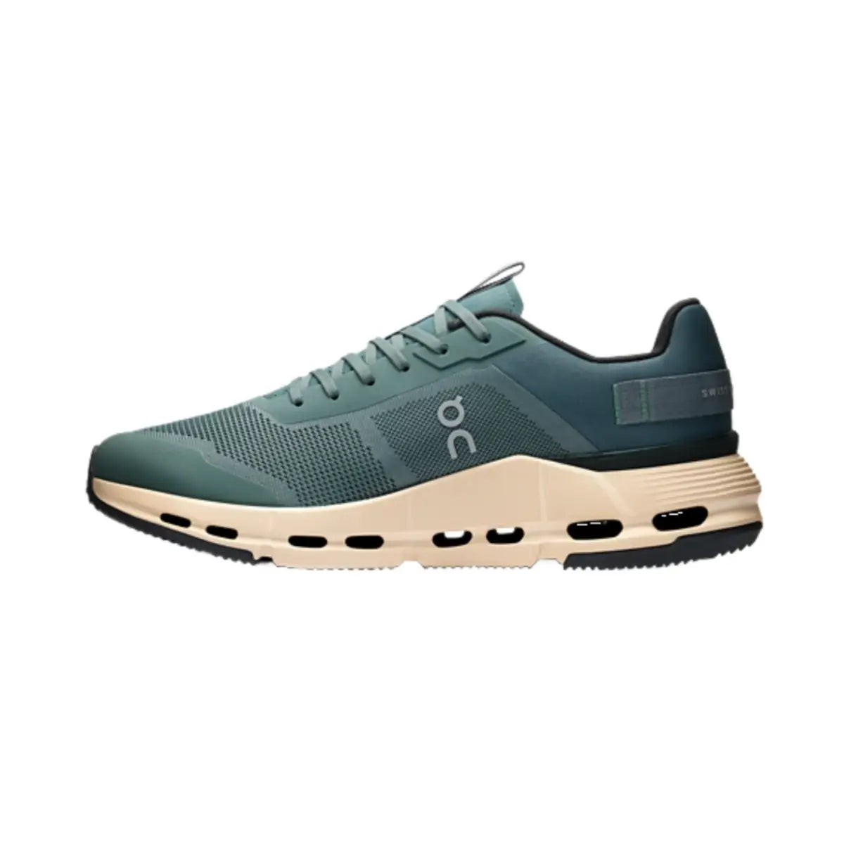 Cloudnova Form 2 Smooth Comfort. Sleek Everyday Style