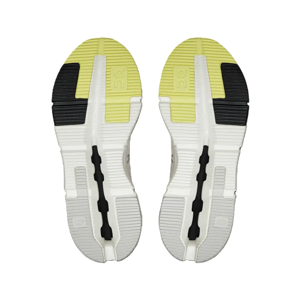 Cloudnova Form 2 Smooth Comfort. Sleek Everyday Style