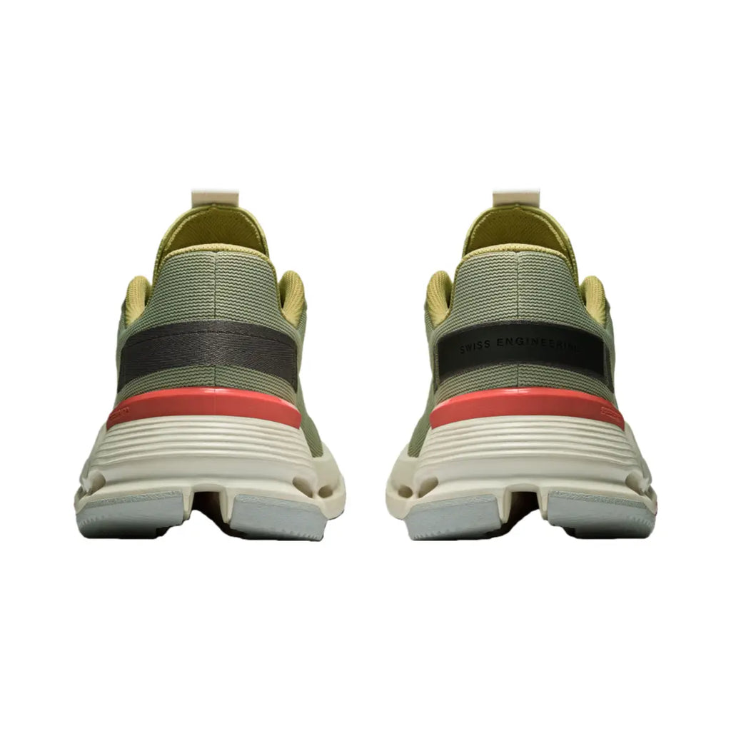 Cloudnova Form 2 Smooth Comfort. Sleek Everyday Style