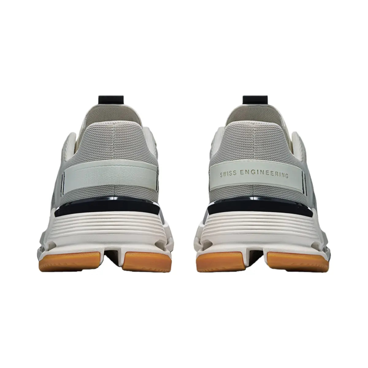 Cloudnova Form 2 Smooth Comfort. Sleek Everyday Style