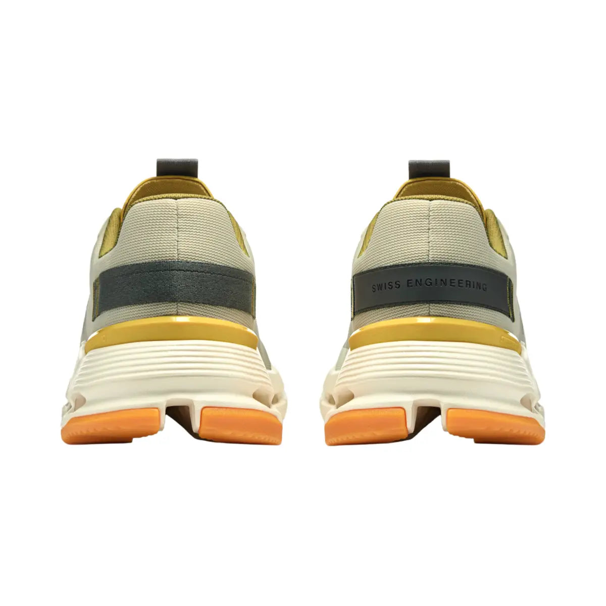 Cloudnova Form 2 Smooth Comfort. Sleek Everyday Style